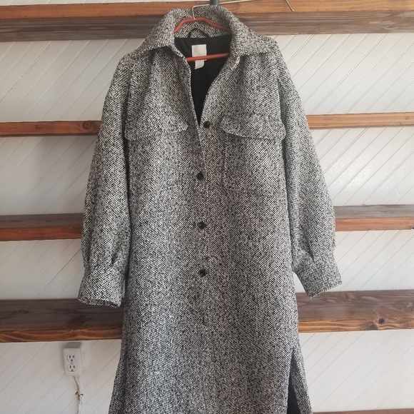 H&M | Blogger Favorite Grey Tweed Oversized Shacket Button Coat Jacket